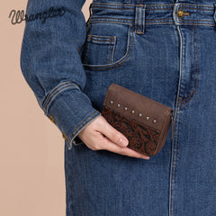 WG160-W0142   Wrangler Western Tooled  Bi-Fold Wallet