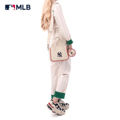 MLB-NY103  MLB  New York Yankees Team Tote/Crossbody with Baseball Coin Pouch