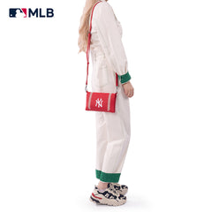 MLB-NY106 MLB New York Yankees Team Bi-Fold Clutch/Crossbody