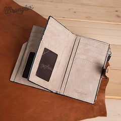 WG162-W033  Wrangler "W" Stitch  Card Holder Bi-Fold Wallet