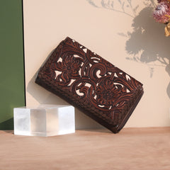 TR186-W010  Trinity Ranch Floral Tooled Collection Wallet